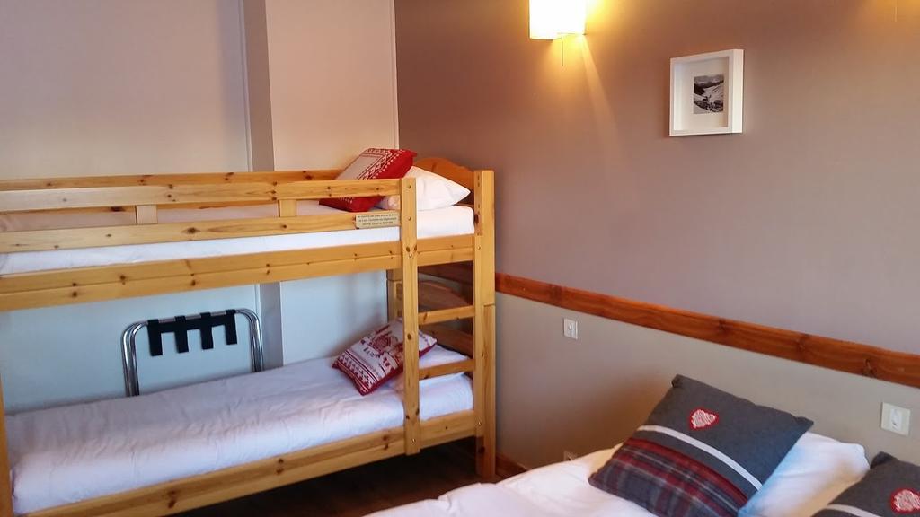 Le Chal'Heureux Hotel Вар Екстериор снимка