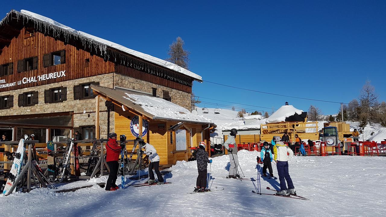 Le Chal'Heureux Hotel Вар Екстериор снимка