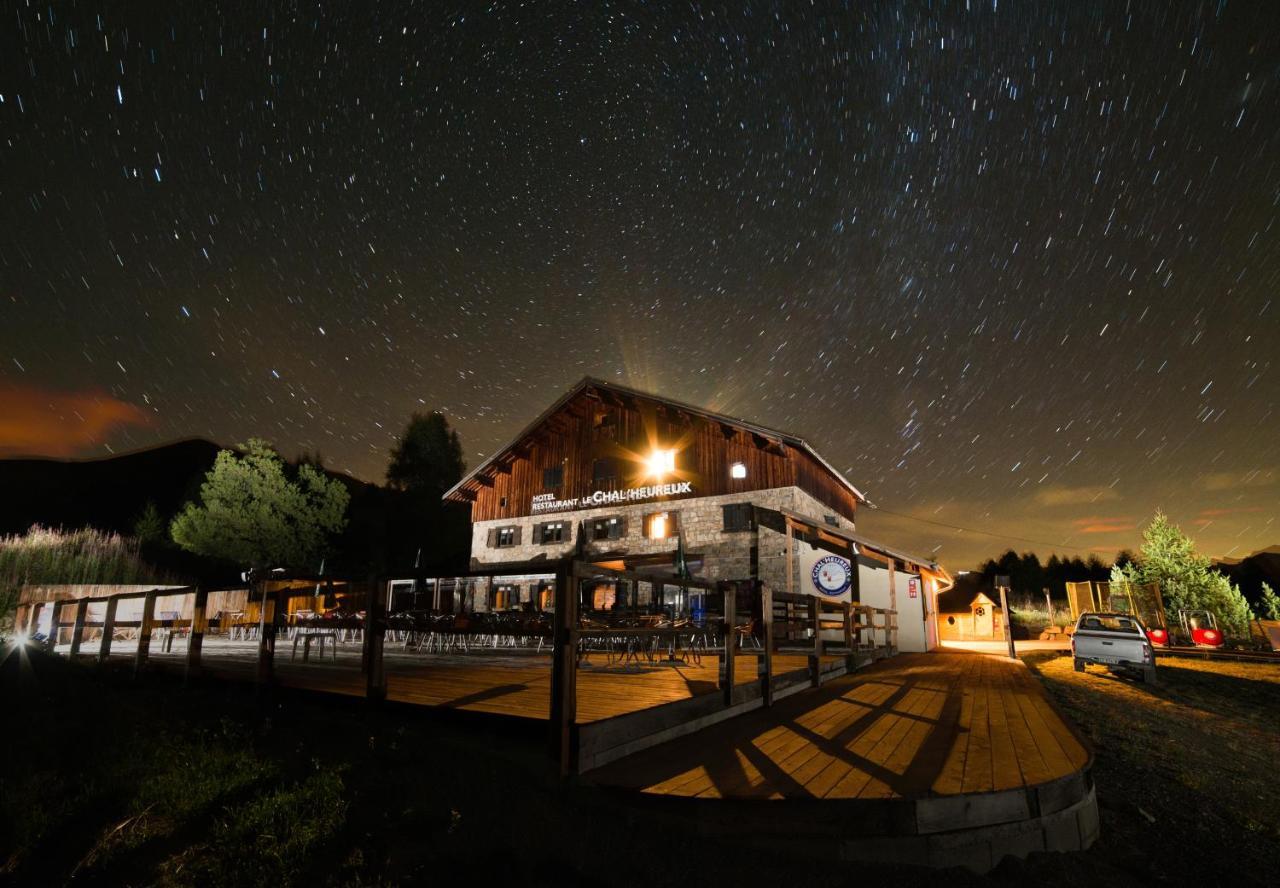Le Chal'Heureux Hotel Вар Екстериор снимка