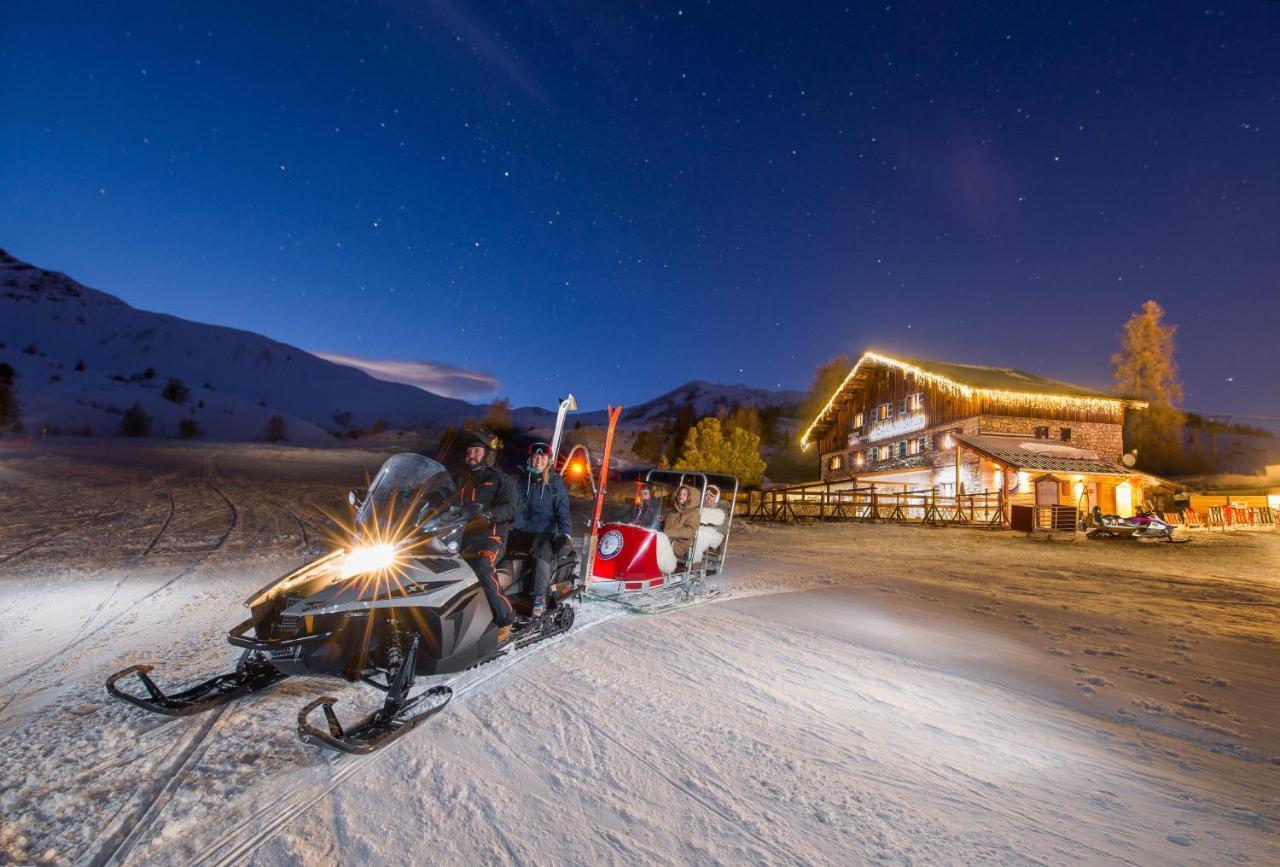 Le Chal'Heureux Hotel Вар Екстериор снимка